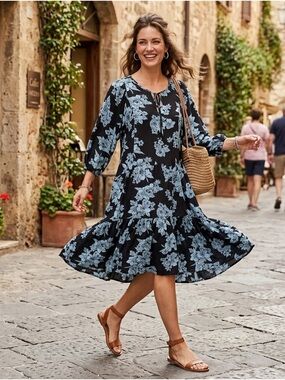 Treasure & Bond Black flowy knee length Dress with Light Blue Floral Print M